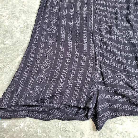 Roxy Black Sleeveless Embroidered Romper - Picture 2 of 7